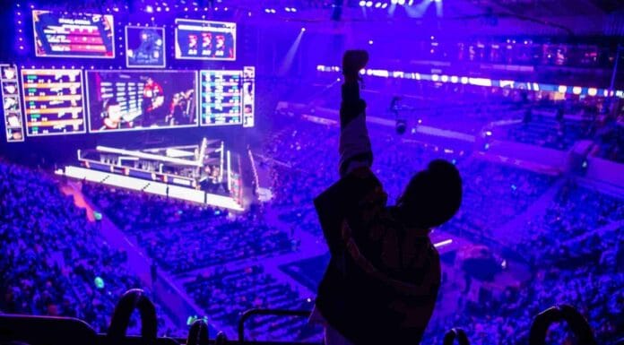 how_to_host_an_esports_tournament_fan_on_a_tribune_2_o