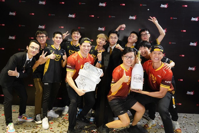 Riot đang cố hết sức giúp GAM sang Mỹ 1 image