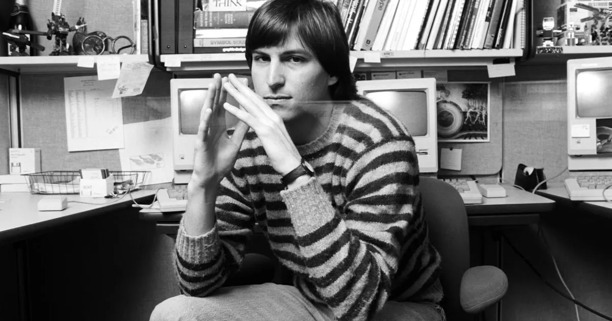 Steve-Jobs-The-Man-in-the-Machine