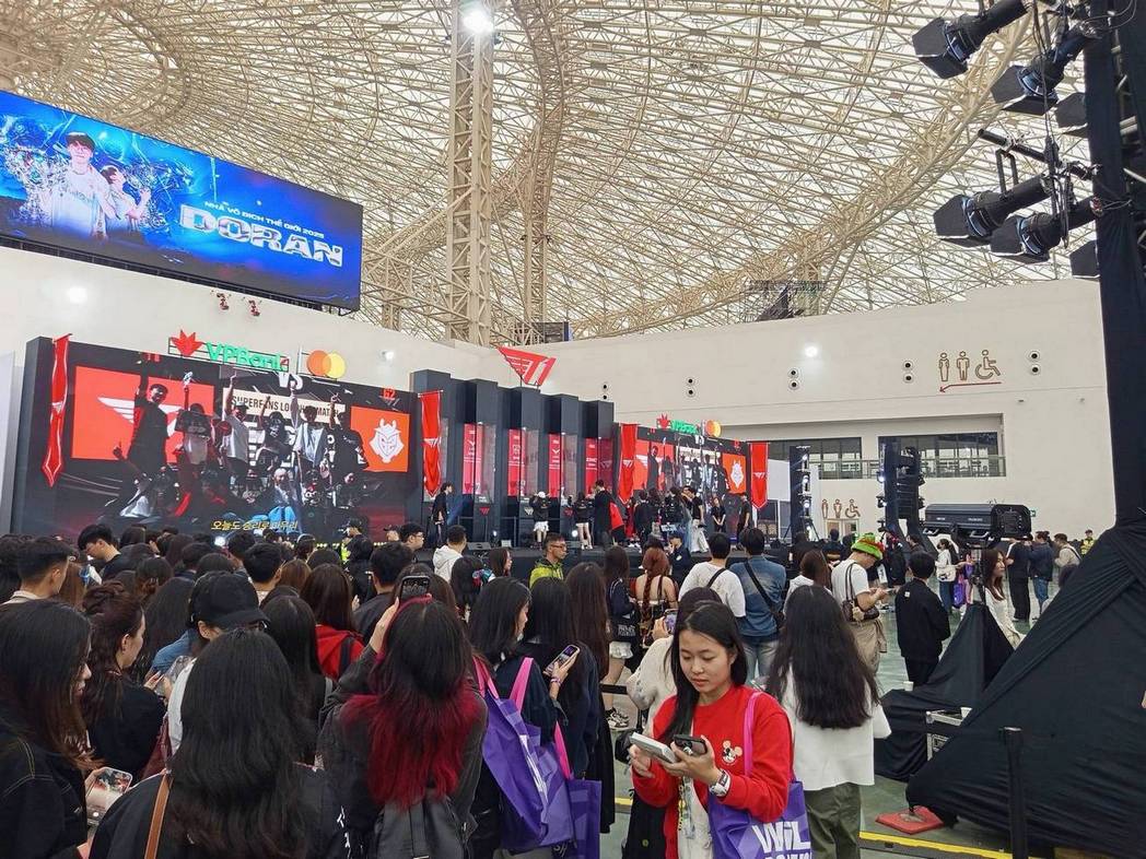 gamen.pro t1 vpbank expo (1)