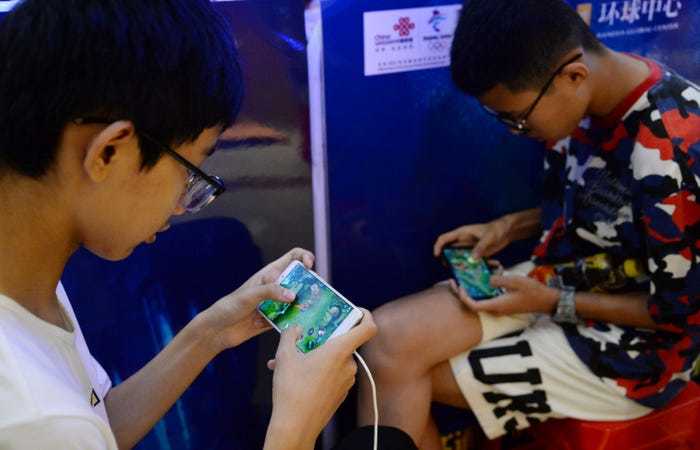 vi sao tencent khong tiec tien mua lai cac hang game 4