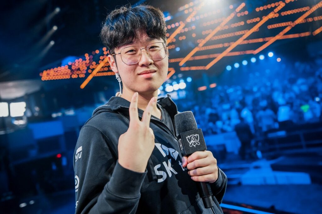 T1 Zeus: "Các đội LCK đang mạnh hơn các đội LPL" 1 T1 Zeus 2