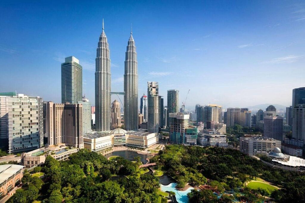 thap doi petronas twin towers 1717124848381952066925
