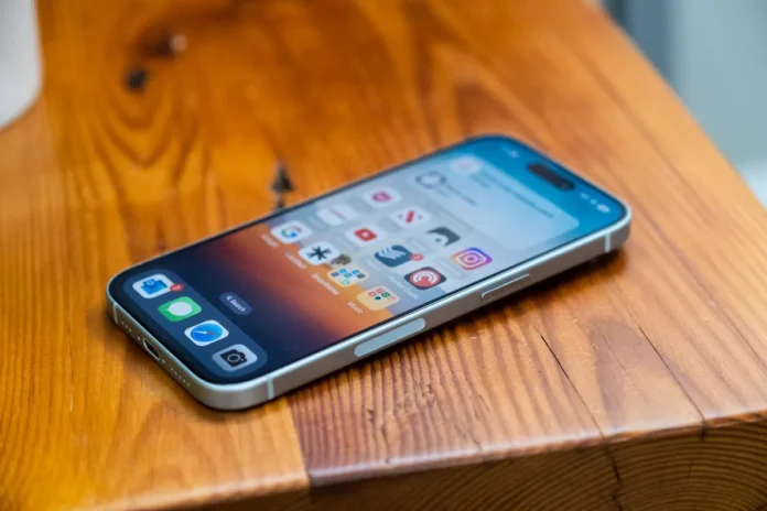 236791 Apple iPhone 15 and 15 Plus review DSeifert 0008