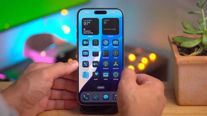 iOS 18 Top Features Home Screen Tint