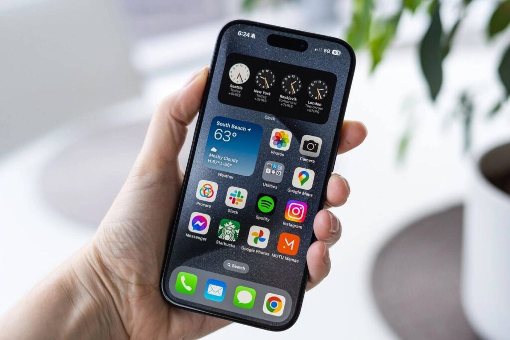 iOS 18 chưa ra, iOS 19 đã được hé lộ 1 ios 18 iphone 15 theverge 1717128902583