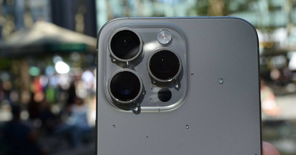 Apple kỳ vọng thành công ty 4.000 tỷ USD nhờ iPhone 16 1 iphone 16 pro sap ra mat se co camera zoom quang an tuong 1393