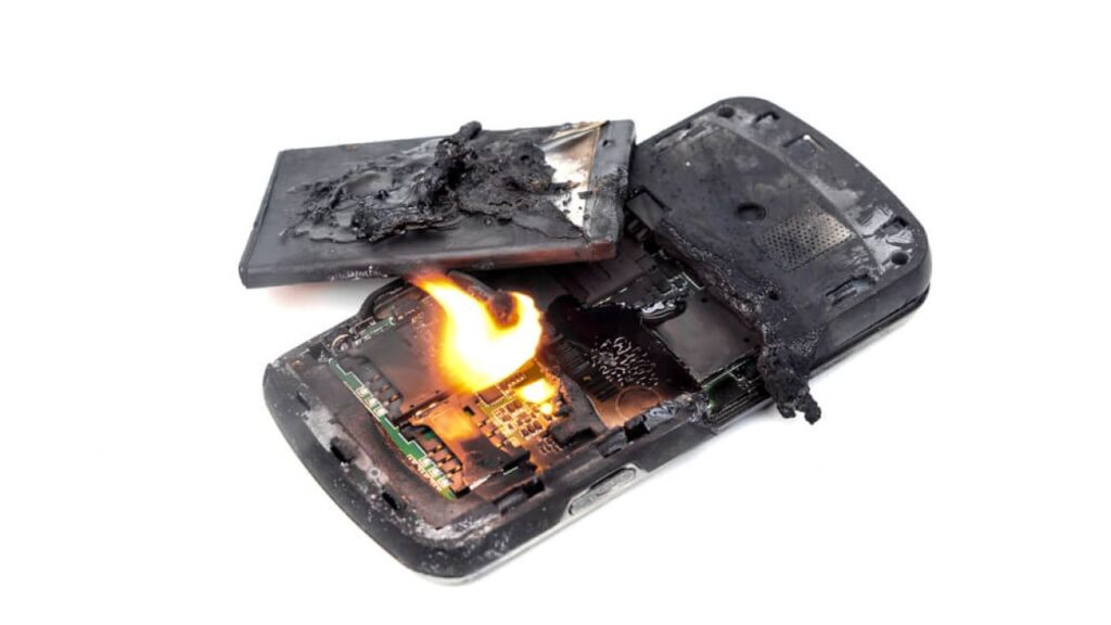 Dấu hiệu pin sắp nổ 1 Battery Explosion Lawyers KCR 1280x720 1
