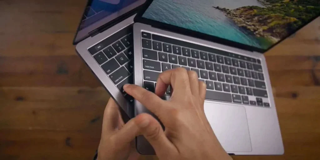 ban phim kieu canh buom cua macbook 1722834256407226366489