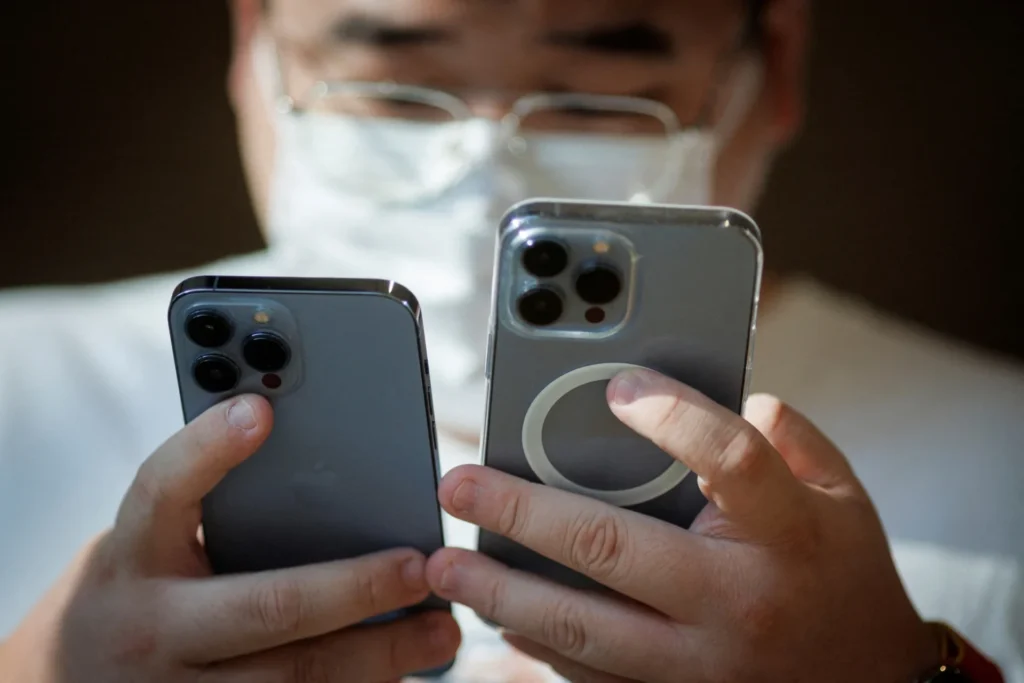 iPhone 16 10082024
