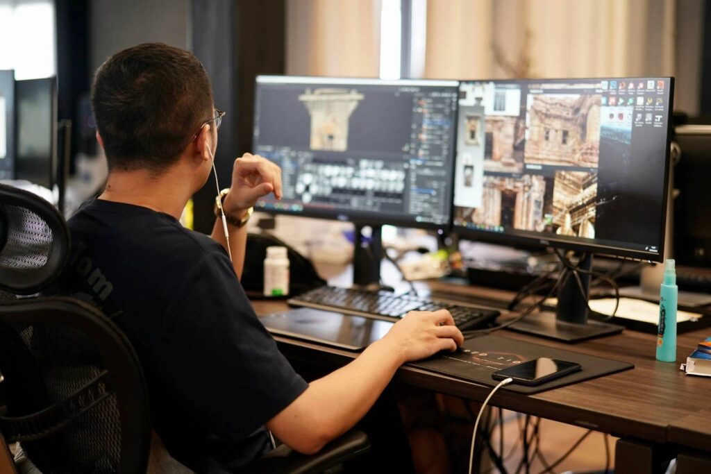 studio working scene 003 1599492144480