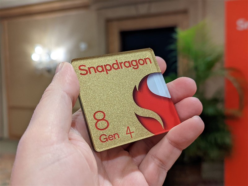 totally_legit_snapdragon_8_gen_4-170623-214804-800-resize
