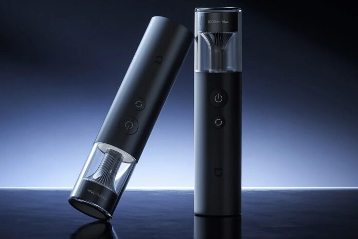 Xiaomi Mijia Multi Functional Portable Flashlight Thumb