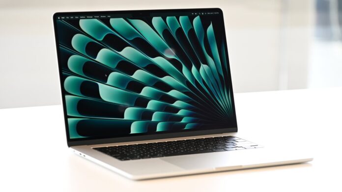61674 127550 000 lede MacBook Air xl