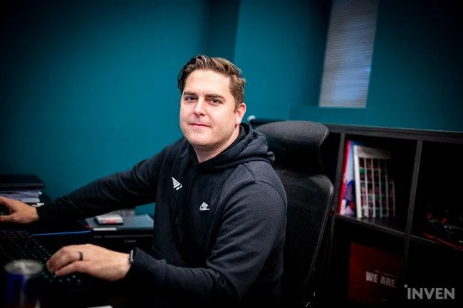 CEO T1 trả lời AMA, hé lộ tình tiết vụ Zeus 1 joe marsh 22112024