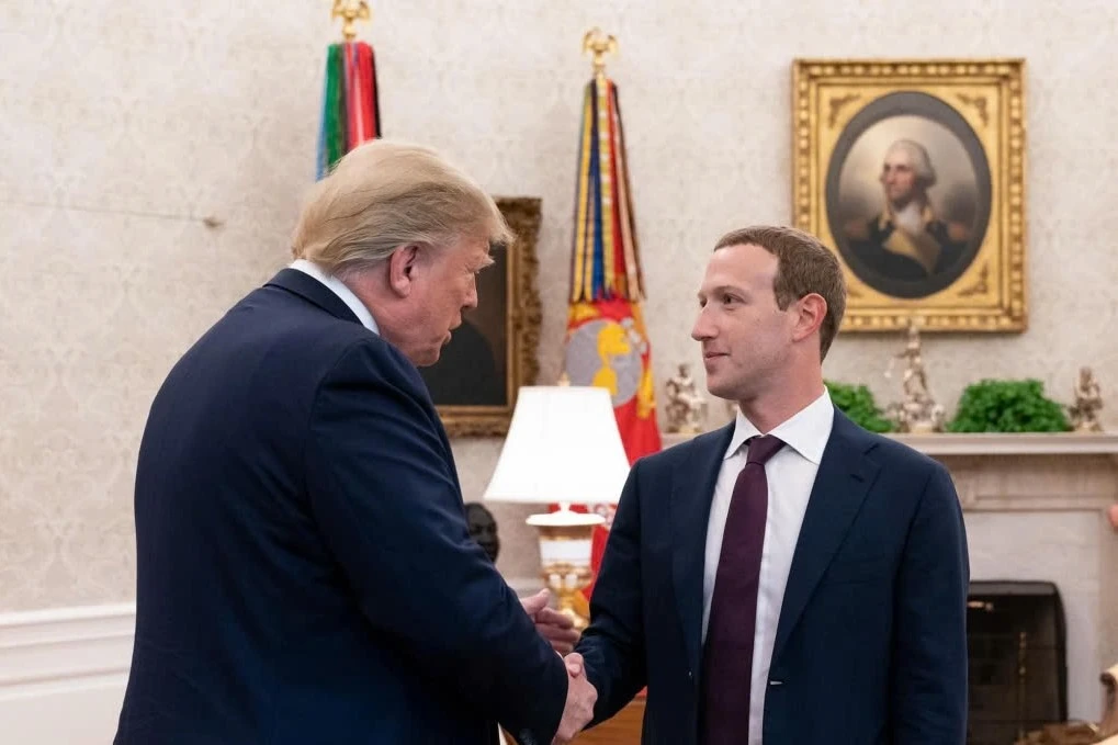 Mark Zuckerberg chúc mừng ông Trump 1 mark zuckerberg trump 07112024