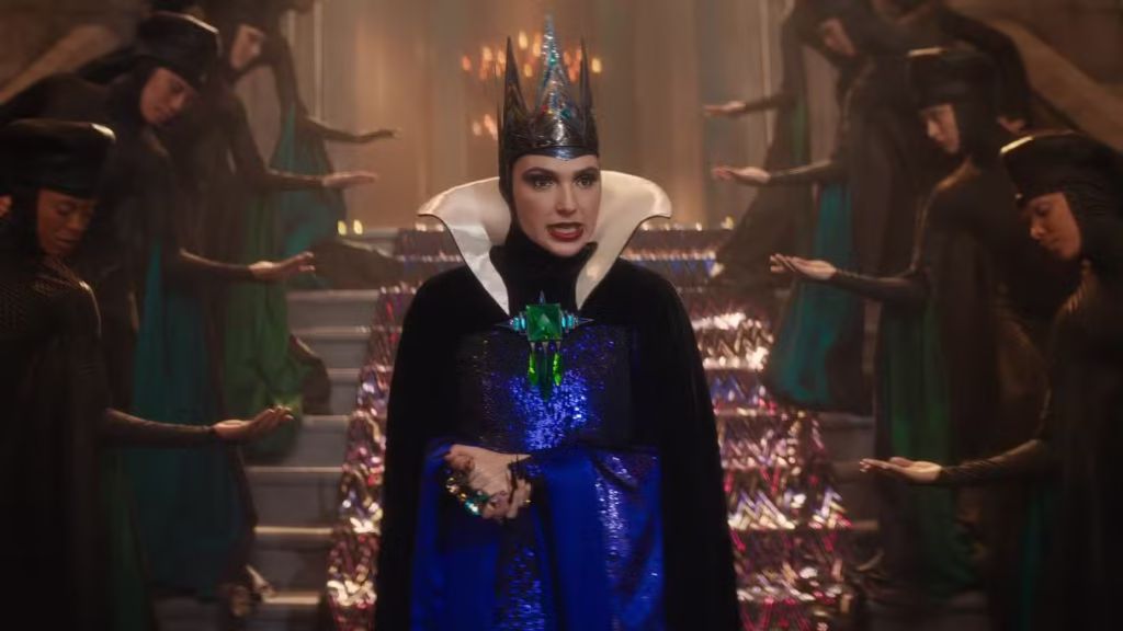 gal gadot s evil queen walks down the stairs in disney s snow white gamen.pro
