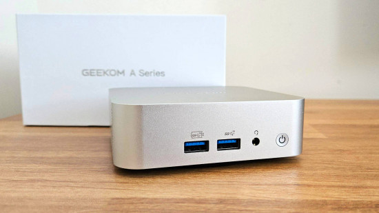 geekom a6 review alt 550x309 gamen.pro