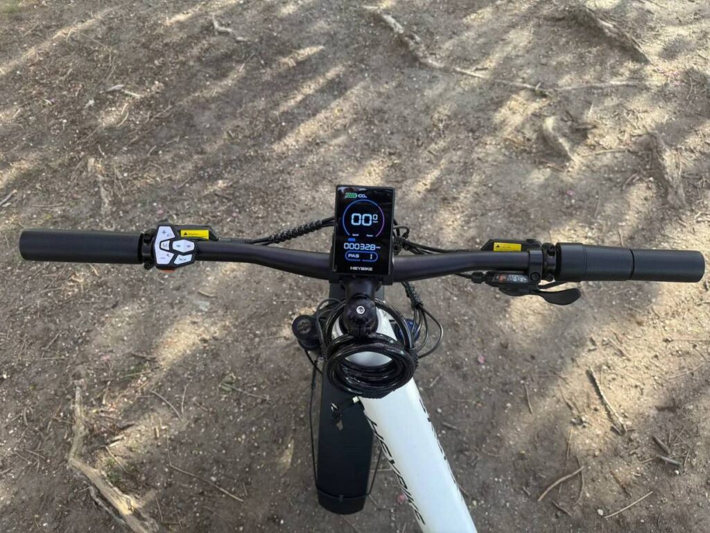 Heybike Alpha: Xe đạp điện địa hình giá rẻ 2 heybike alpha handlebars gamen.pro