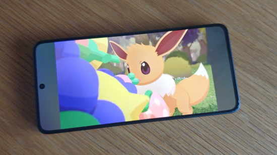 Top 9 smartphone chơi game đỉnh nhất năm 2025 2 poco x7 pro review eevee 550x309 gamen.pro