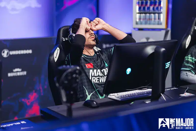 Aurora at BLAST Austin Major.jpg gamen.pro