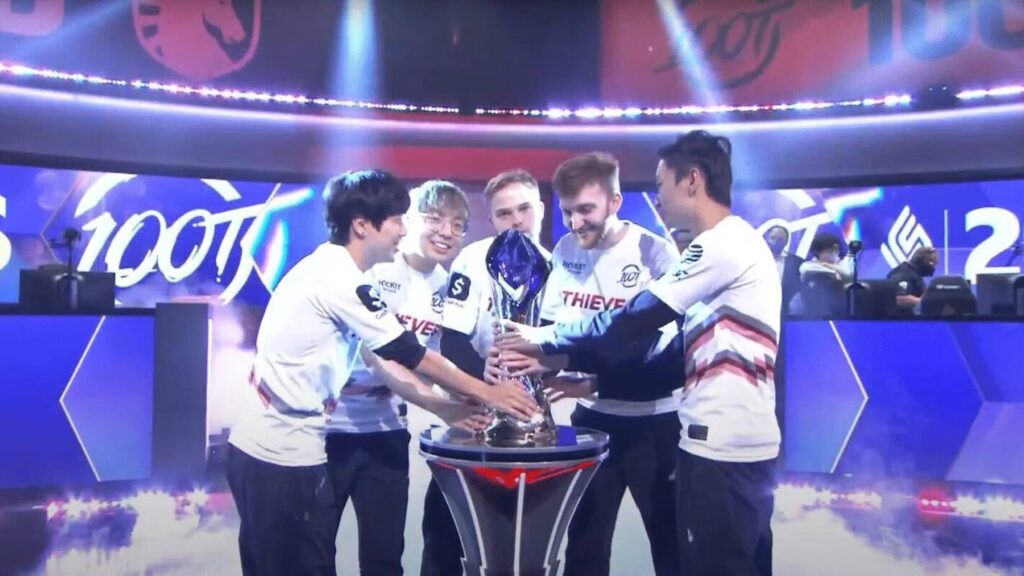100 Thieves dừng cuộc chơi 2 gamen.pro 100 Thieves 2021 LCS edited