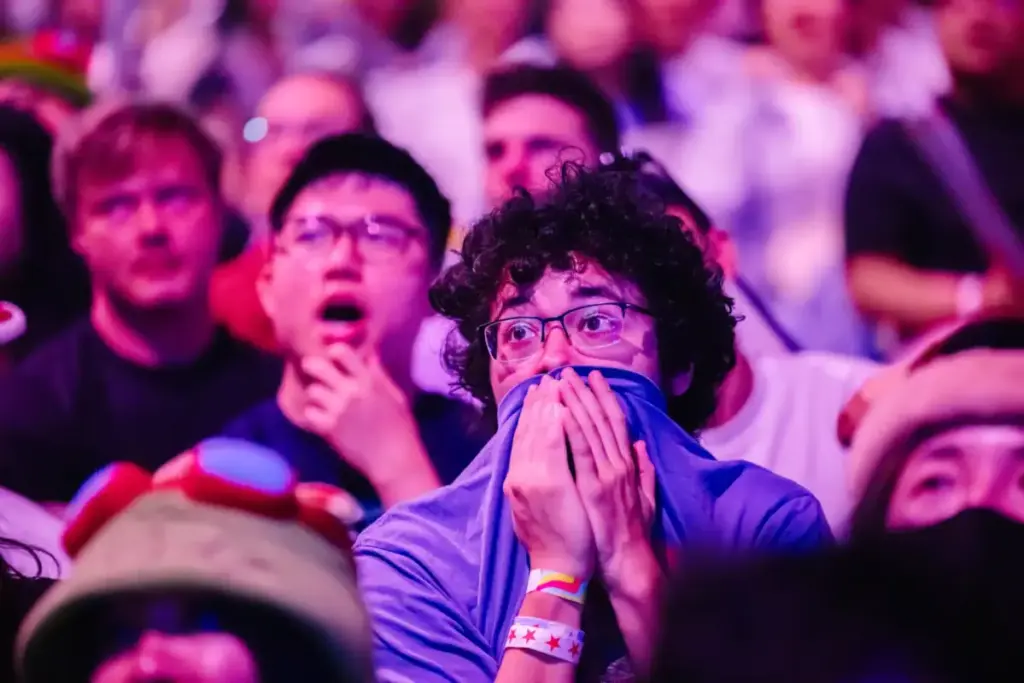 Liên Minh Huyền Thoại: MSI 2025 – Cú hích cần thiết cho làng eSports 1 gamen.pro Fan MSI 2025 shocked