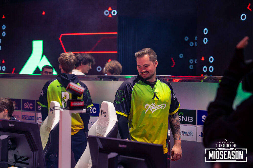 Tuyển thủ nào kiếm tiền nhiều nhất ở bộ môn Apex Legends? 4 gamen.pro Hakis