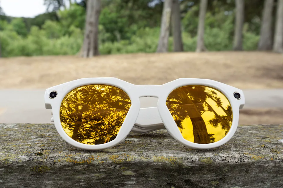 Oakley Meta: Đắt hơn Ray-Ban, liệu có 'xắt ra miếng'? 2 Oakley Meta gamen.pro 31072025 3
