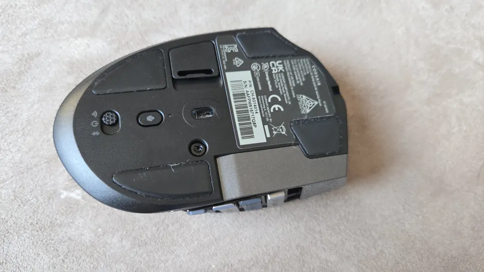 Chuột đa năng Corsair Scimitar Elite SE có đáng đồng tiền bát gạo? 4 gamen.pro Scimitar Elite SE 5