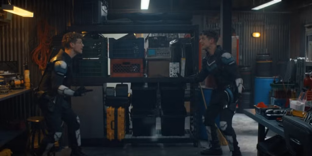 gamen.pro freddie stroma as vigilante pointing at his alternate dimension self in peacemaker season 2