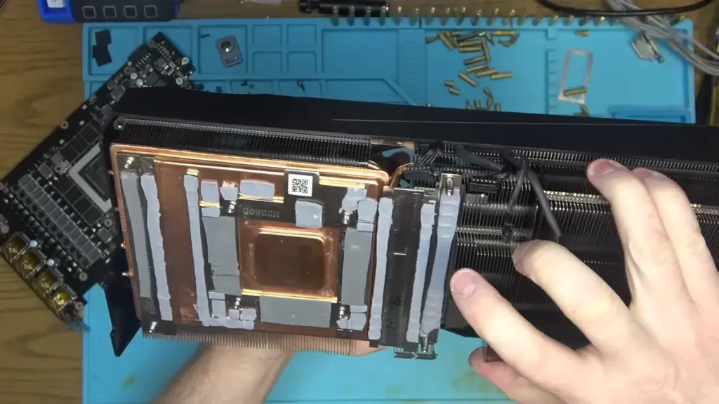 Kết cục buồn cho RTX 4090 bị cong vênh 2 gamen.pro RTX 4090 031120251