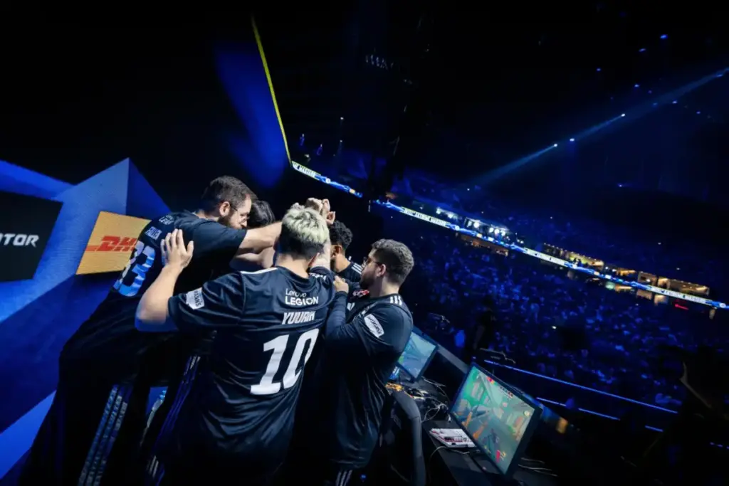 Một năm rực lửa của Counter-Strike 2: Sự thống trị của Vitality và những bước ngoặt lịch sử 3 gamen.pro FURIA at IEM Cologne 1