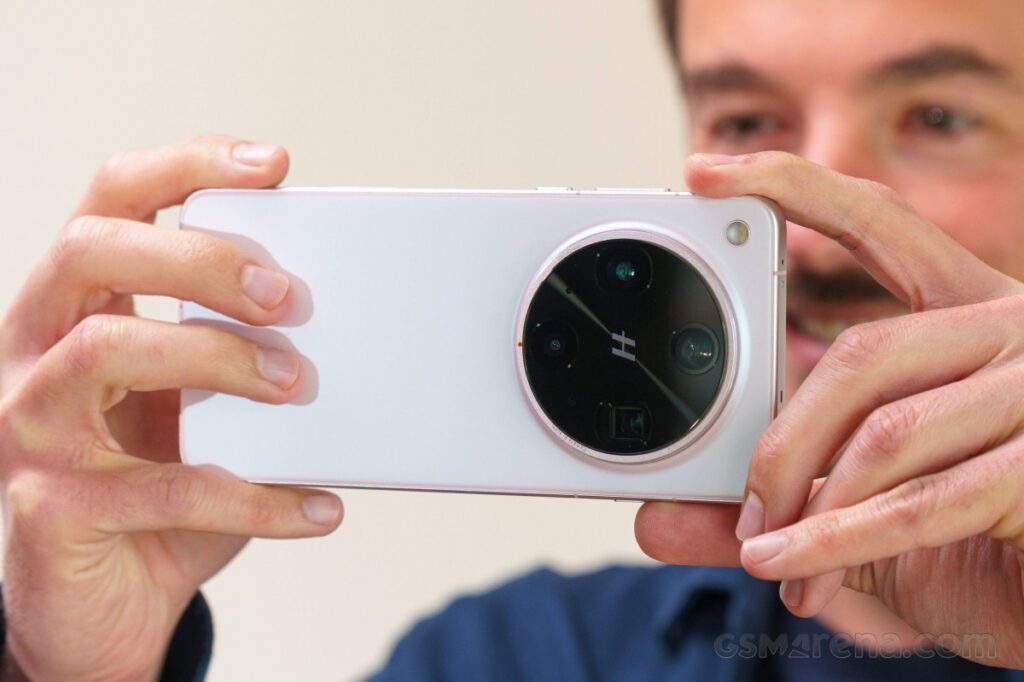 Oppo Find X9 Ultra lộ thông số camera 1 gamen.pro thumb Oppo Find X9 Ultra 2