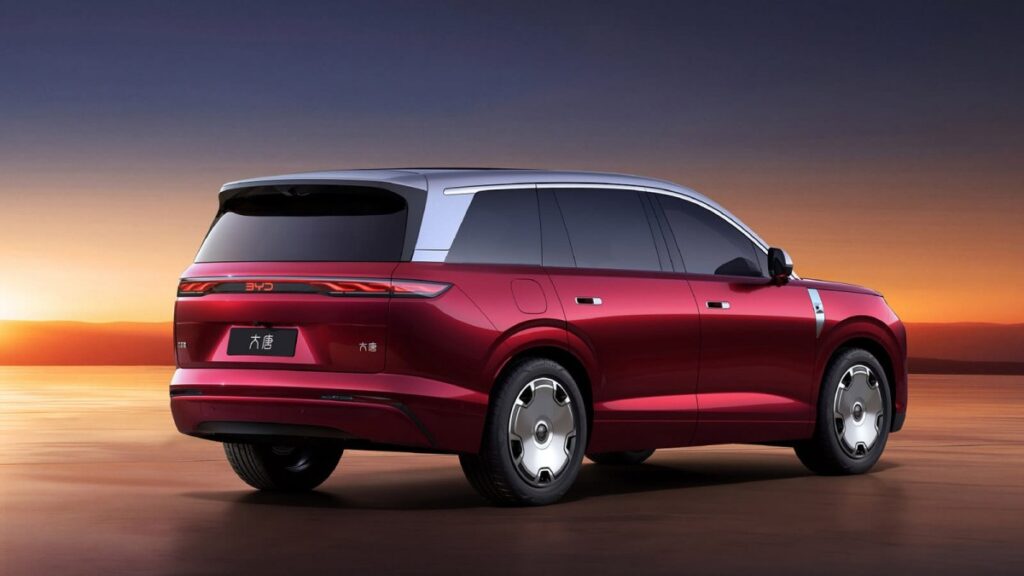 BYD hé lộ quái thú Great Tang với tầm hoạt động 950km 2 gamen.pro BYD Great Tang 2