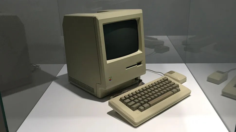 Apple tròn 50 tuổi: Hành trình từ máy tính nghiệp dư đến gã khổng lồ công nghệ 1 gamen.pro Apple 1 020420261