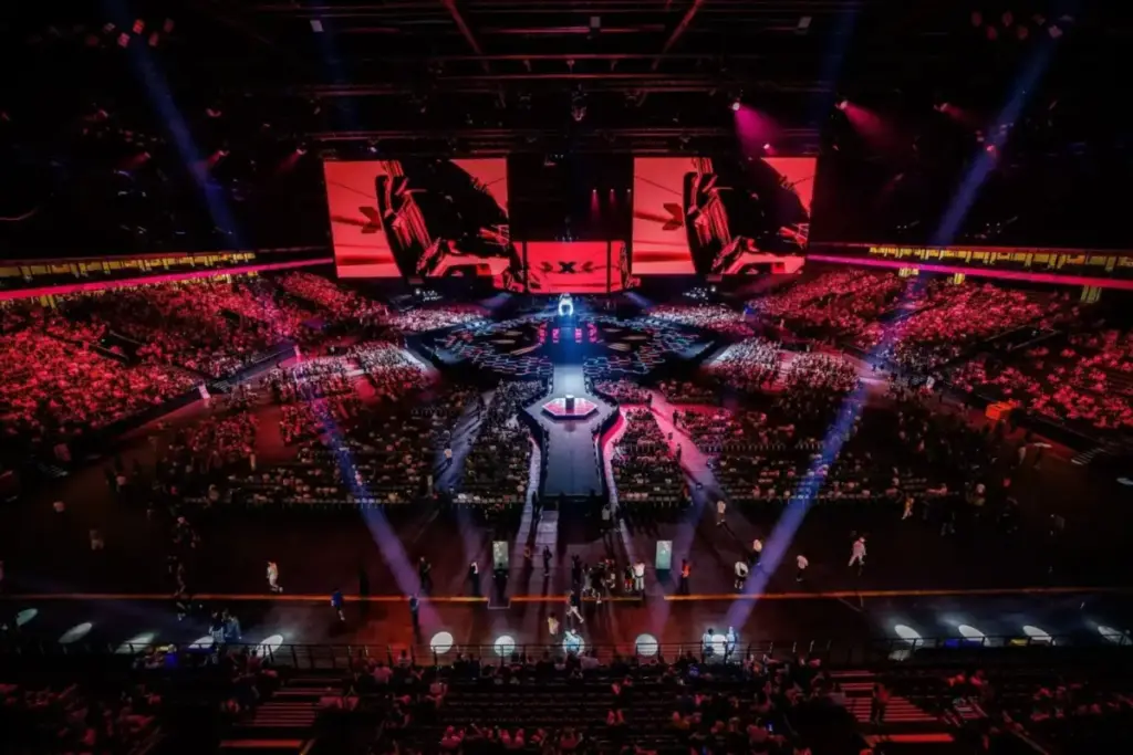 Paris đăng cai Esports World Cup, khẳng định vị thế thủ đô mới của eSport 1 gamen.pro stadium 2 1536x1024 1